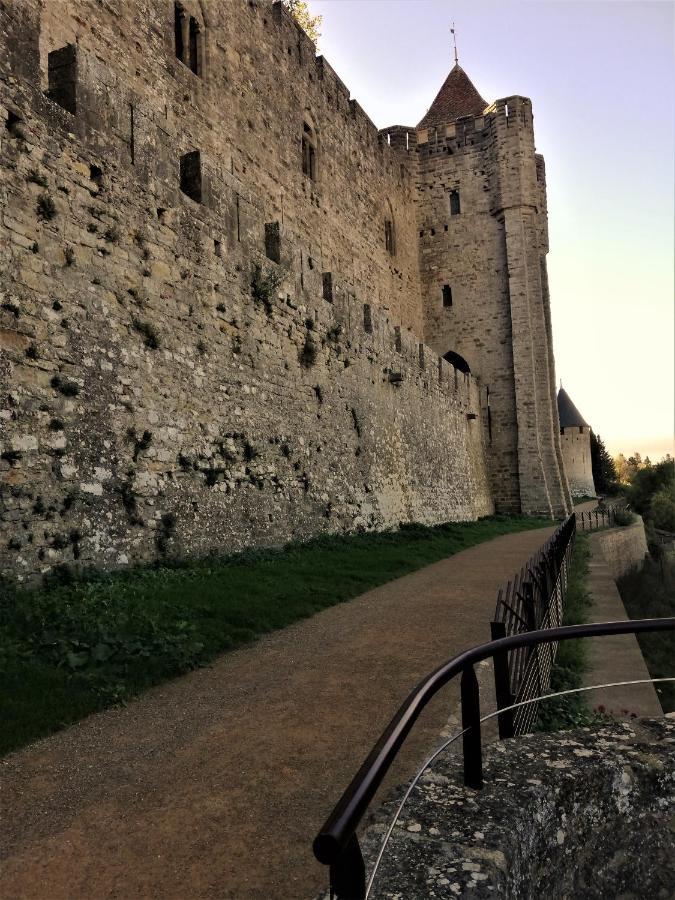 Appartement Sous Les Remparts Carcassonne Exterior photo